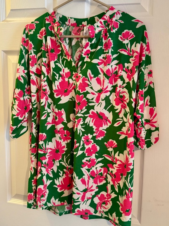 Dear Scarlett Tops - Dear Scarlett Green Floral Top with Pink & White Blossoms